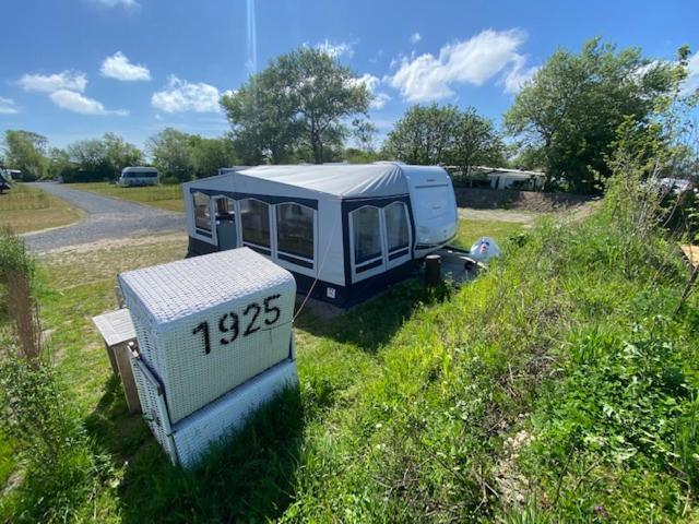 Wohnwagenvermietung Camping-Sylt / Morsum المظهر الخارجي الصورة