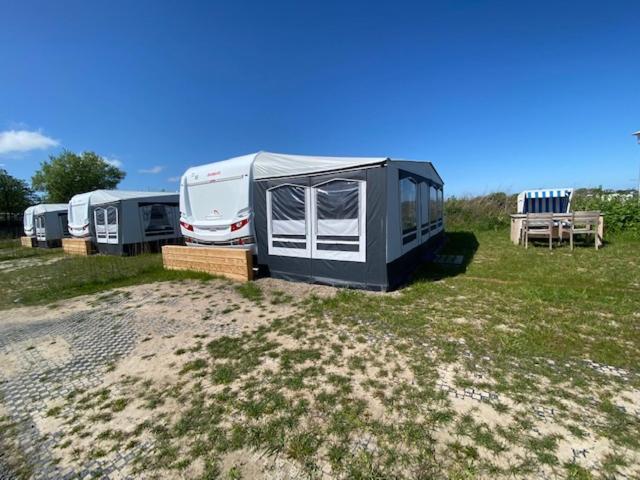 Wohnwagenvermietung Camping-Sylt / Morsum المظهر الخارجي الصورة